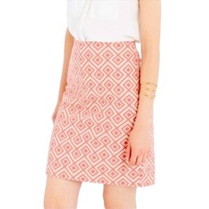 Ann Taylor Geometric Coral & Beige Pencil Skirt - Size 8 EUC fully lined